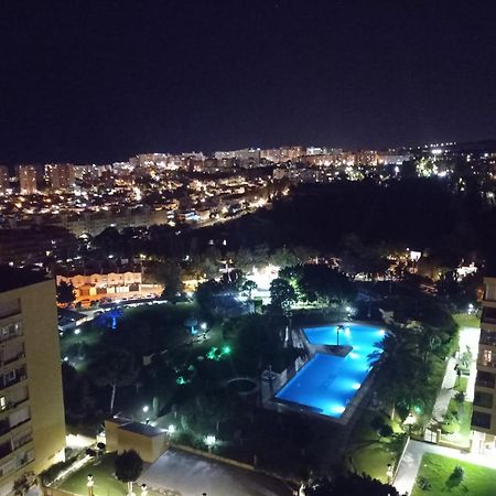 Estudio En La Colina Zona Playamar Торемолинос Екстериор снимка