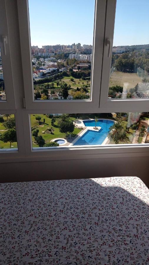 Estudio En La Colina Zona Playamar Торемолинос Екстериор снимка